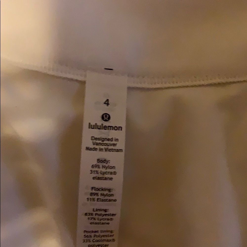 Lululemon jacket - Picture 3 of 3